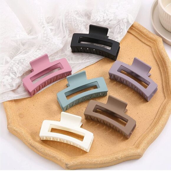 Matte Claw Clips   - Picture 1 of 4